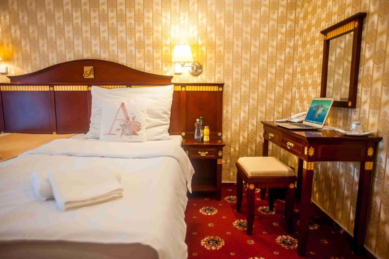 נאצ'וד Hotel Tommy Wellness & Spa מראה חיצוני תמונה