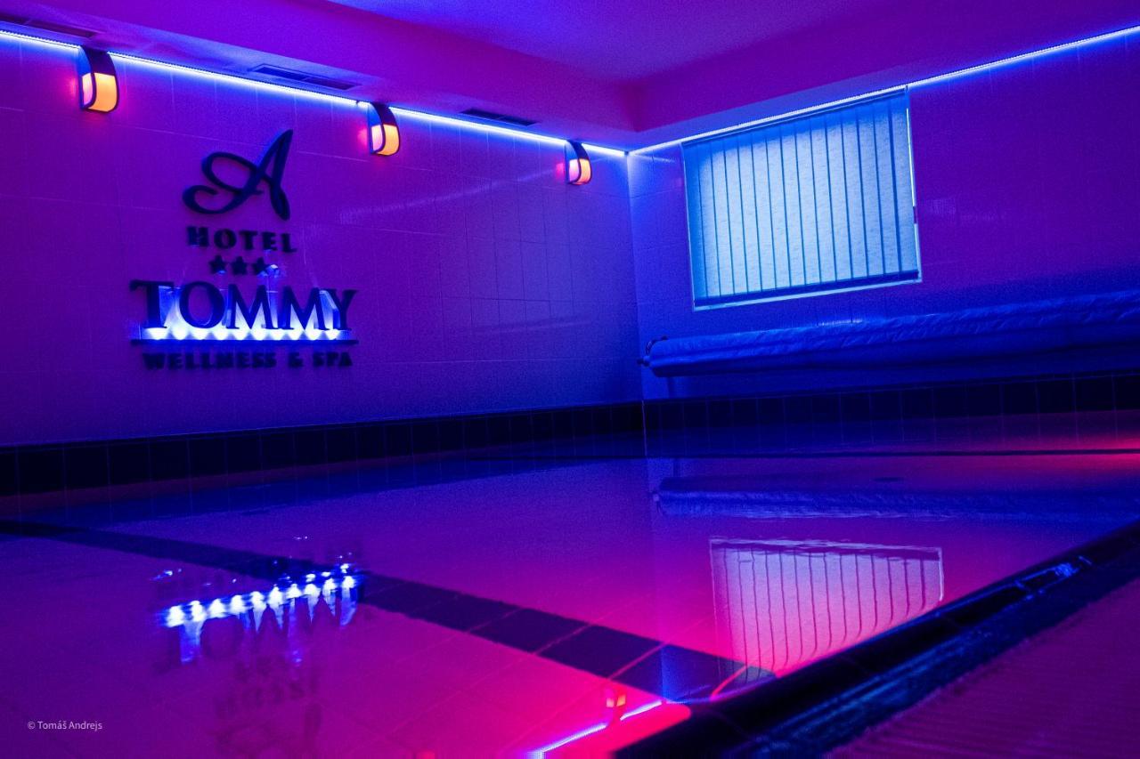 נאצ'וד Hotel Tommy Wellness & Spa מראה חיצוני תמונה