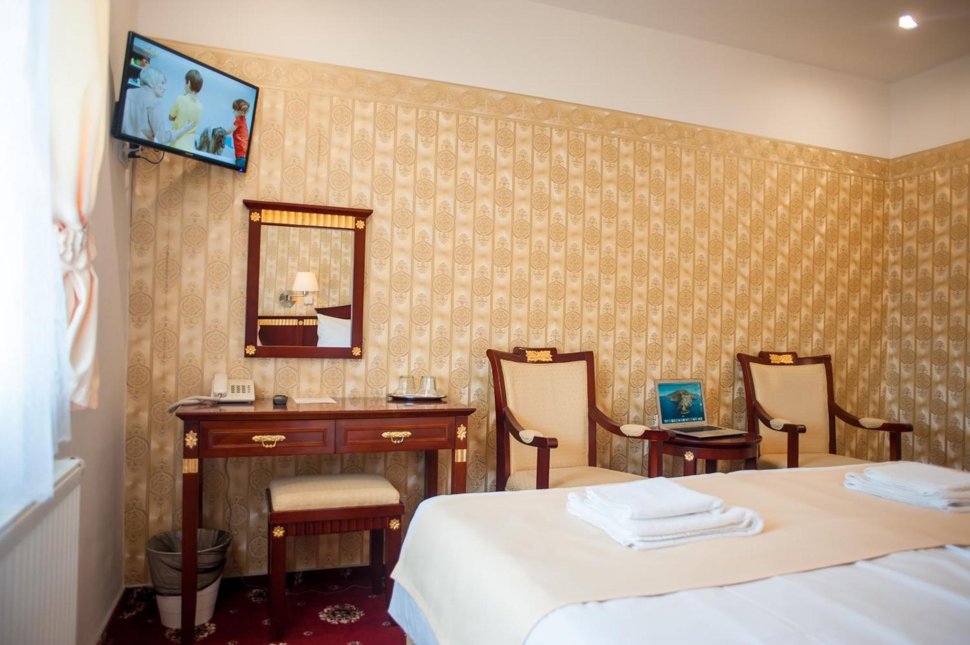 נאצ'וד Hotel Tommy Wellness & Spa מראה חיצוני תמונה
