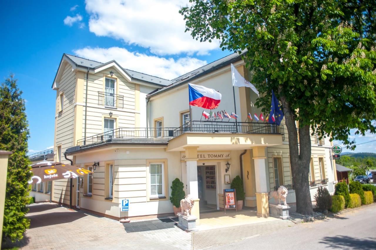 נאצ'וד Hotel Tommy Wellness & Spa מראה חיצוני תמונה